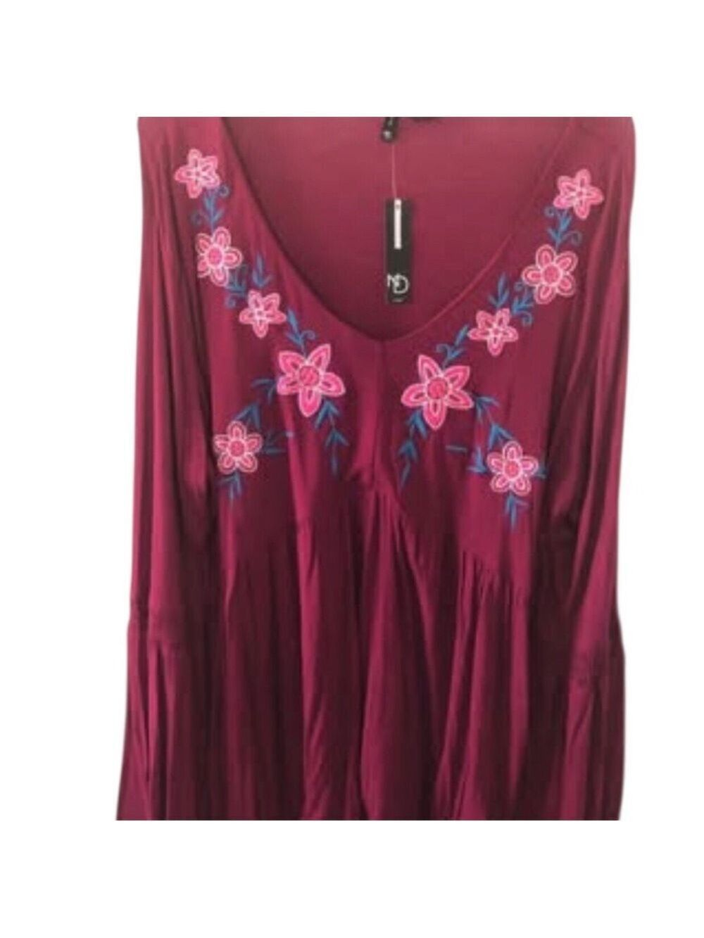 NWT New Directions Curvy Top with Floral Embroidery Flared Bell Sleeves Size 2X - Picture 2 of 10